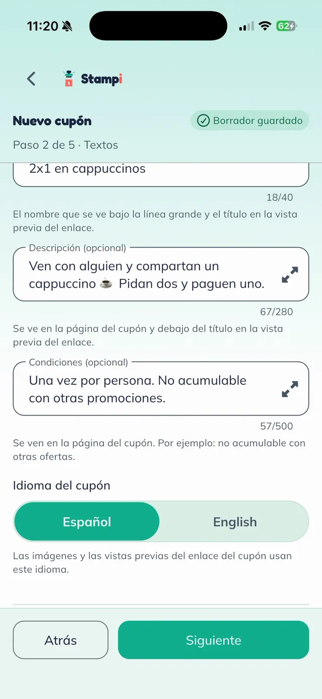 Paso 2 de 5, Textos: título "2x1 en cappuccinos", descripción, condiciones e idioma del cupón en Español.