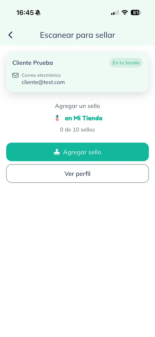 Diálogo de confirmación de Stampi tras escanear la tarjeta, con la opción para agregarle el sello al cliente.